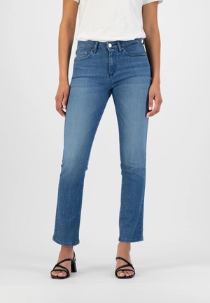 Faye slim jeans - authentic indigo from Brand Mission Faye slim jeans - authentic indigo from Brand Mission