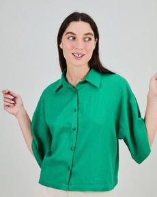 Boxy squared blouse - green via Brand Mission