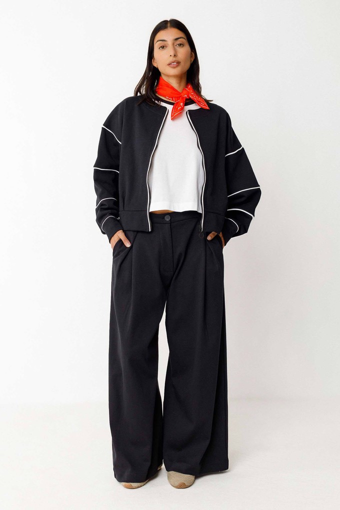 Jaione sweatjasje - zwart from Brand Mission