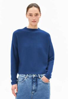 Merinaa sweater links links - dark morning via Brand Mission