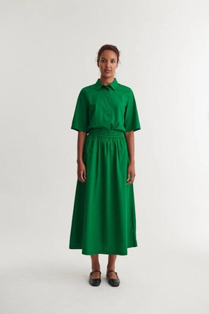 Silje lange rok - abundant green from Brand Mission