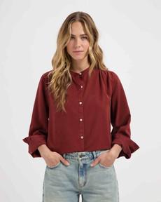 Evi blouse - brick via Brand Mission