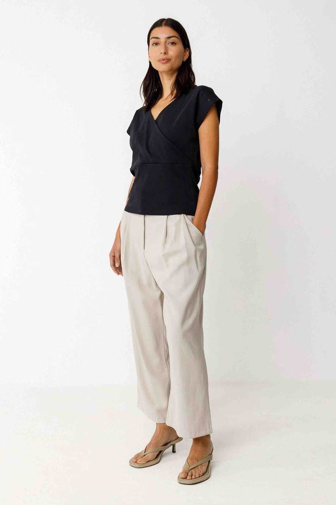 Maialen top - black from Brand Mission