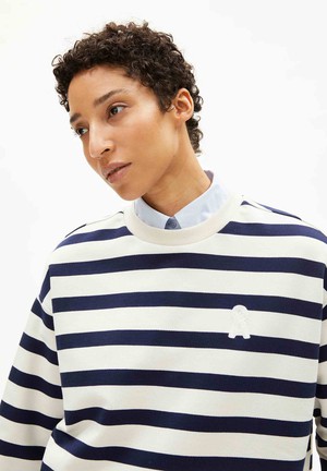 Frankaa bold - undyed tinted navy from Brand Mission