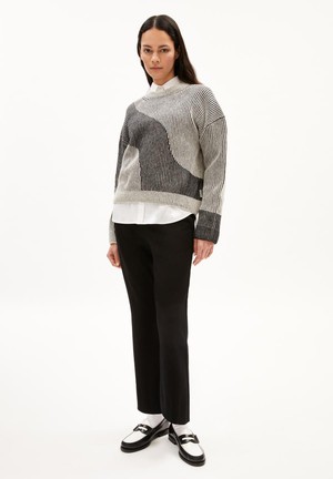 Mayraa vanise trui - black off white from Brand Mission