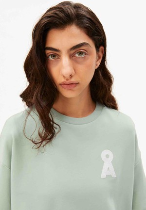 Bamikaa sweater - foam from Brand Mission
