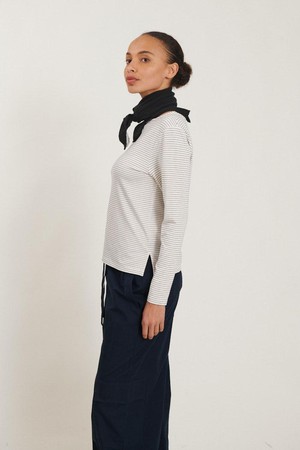 Liva boothals t-shirt - whisper white/sky captain from Brand Mission