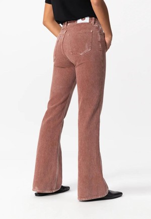 Isy flared jeans - brick from Brand Mission