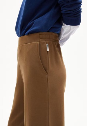 Himaari broek - dried moss from Brand Mission