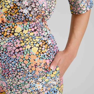 Aspudden shorts meadow flowers - multi color from Brand Mission
