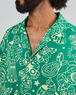 Asis Percales Crocodylus Aloha Shirt Green from Brava Fabrics