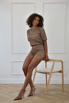 Loïs shorts via C by Stories