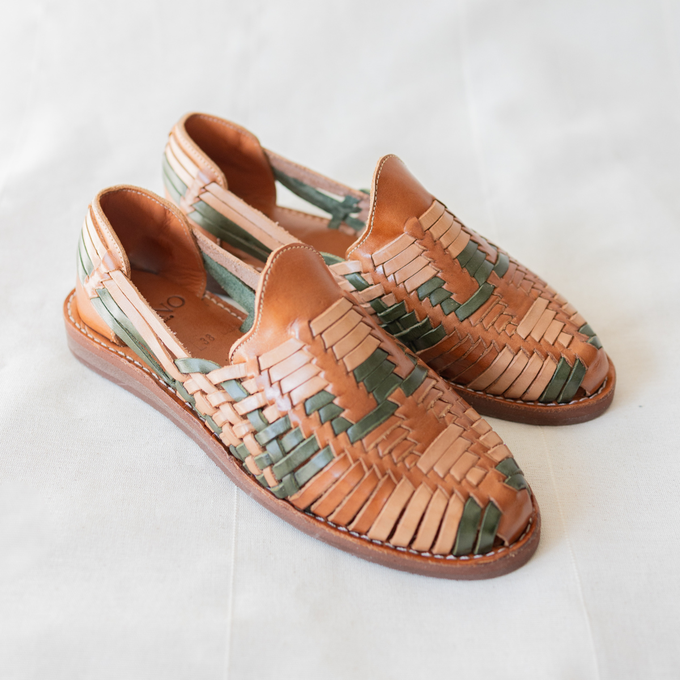 Pre-order | MARA Wedge Terra from Cano Pre-order | MARA Wedge Terra from Cano