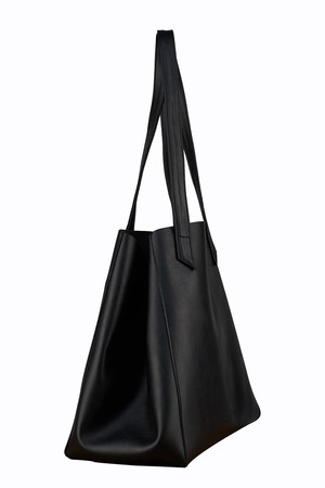 Totissimo shoulder bag - Black from CANUSSA