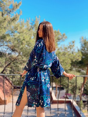 Mysteria Floral Kimono from Chillax