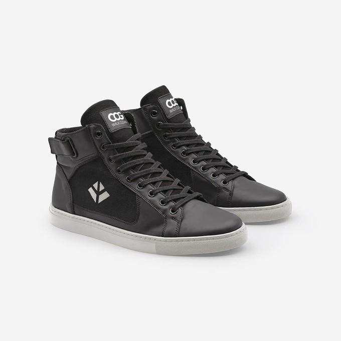 wallace - black white v2 from COG