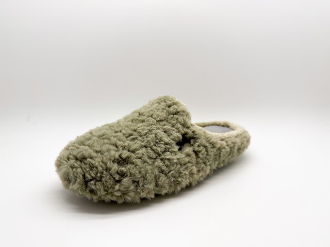 thies 1856 ® Rec Fluffy Slipper vegan emerald from COILEX