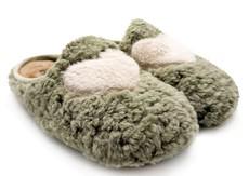 thies 1856 ® Rec Fluffy Heart Slipper vegan emerald via COILEX