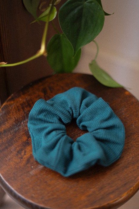 Scrunchie petrol blue from Common & Sense