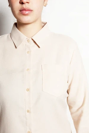 Duurzame blouse Zihull | beige from common|era sustainable fashion