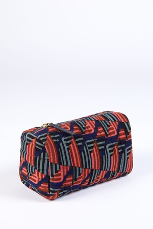 CORAL TRAVEL POUCH from Cool and Conscious
