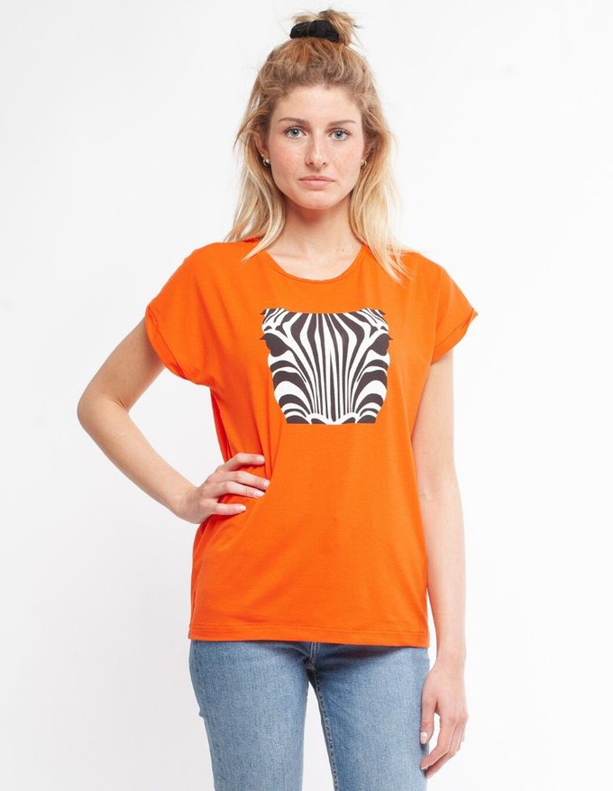 Organic T-Shirt in natural fiber Laura - orange with zebra print from CORA happywear