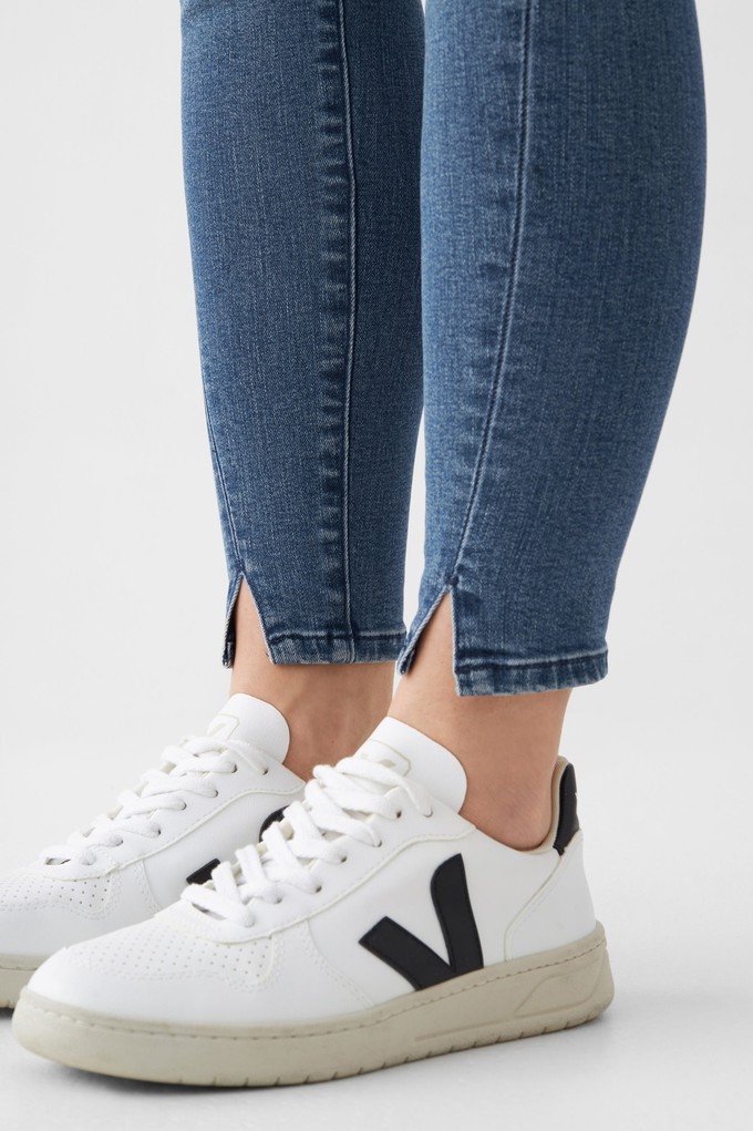 SUN UP Skinny Powerstretch - Design Details - Medium Blue from DAWN Denim SUN UP Skinny Powerstretch - Design Details - Medium Blue from DAWN Denim