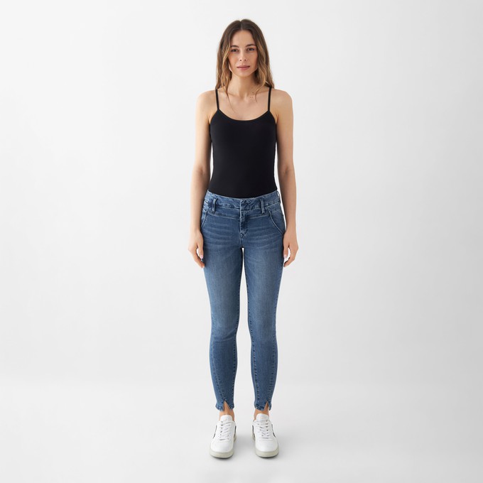 SUN UP Skinny Powerstretch - Design Details - Medium Blue from DAWN Denim SUN UP Skinny Powerstretch - Design Details - Medium Blue from DAWN Denim