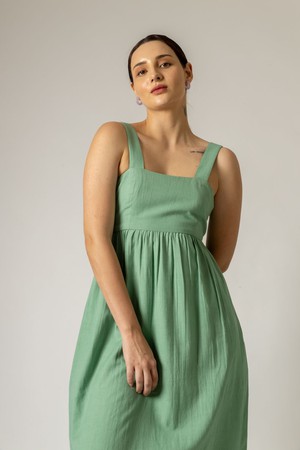 Clara Green Dress from Doodlage