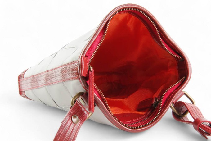 Reporter Bag | Leather & Fire-hose from Elvis & Kresse