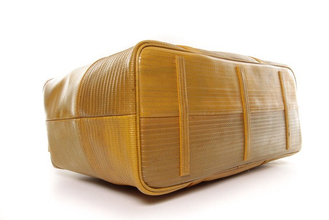 Gladstone Travel Bag | Fire-hose from Elvis & Kresse