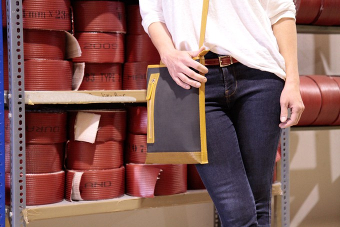 Reporter Bag | Printing Blanket & Fire-hose from Elvis & Kresse