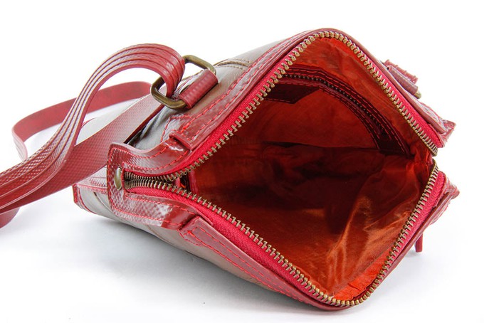 Saddle Bag | Leather & Fire-hose from Elvis & Kresse