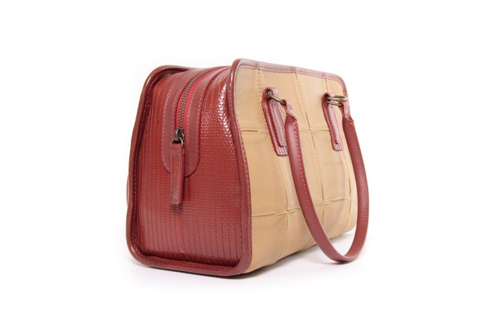 Small Post Bag | Leather & Fire-hose from Elvis & Kresse