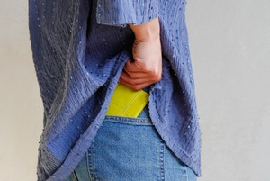 Card Holder | Leather & Fire-hose from Elvis & Kresse