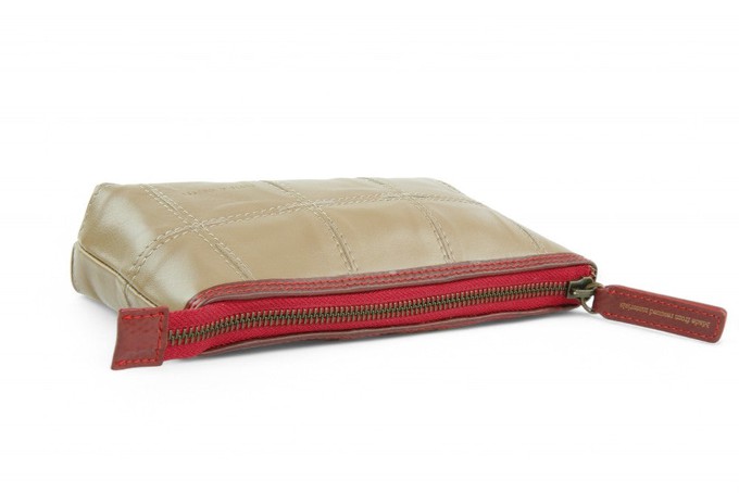 Toiletry Pouch | Leather & Fire-hose from Elvis & Kresse