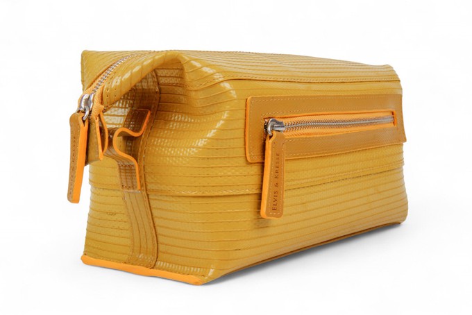 Large Washbag | Fire-hose from Elvis & Kresse