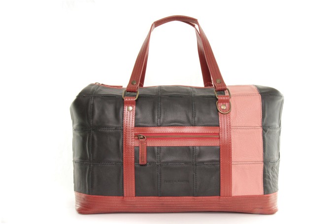 Gladstone Travel Bag | Leather & Fire-hose from Elvis & Kresse
