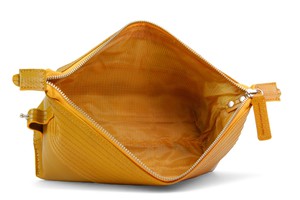 Medium Washbag | Fire-hose from Elvis & Kresse