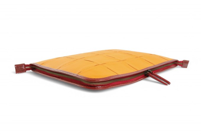 Folio Laptop Case | Leather & Fire-hose from Elvis & Kresse
