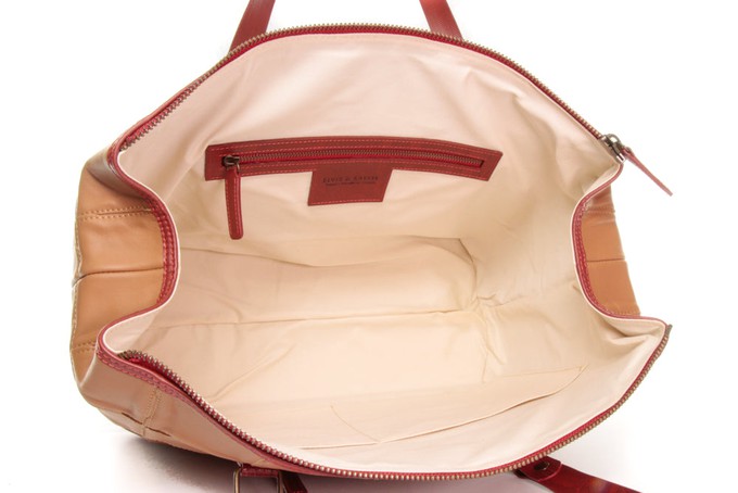 Gladstone Travel Bag | Leather & Fire-hose from Elvis & Kresse