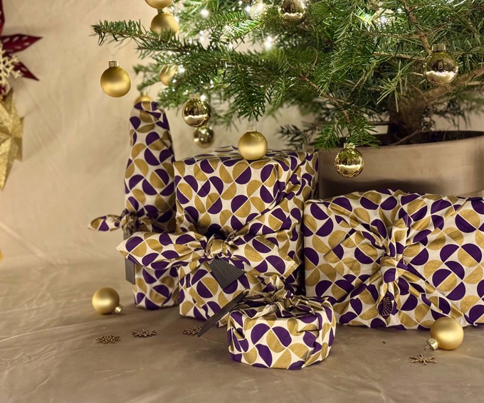 Furoshiki Classic Mix Christmas Fabric Gift Wrapping Bundle - 6 Single Sided Pieces from FabRap