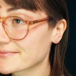 Zilveren oorbellen met bronzen vleermuis from Fairy Positron