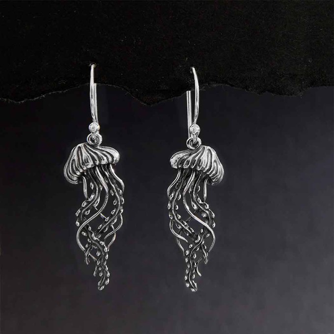 Zilveren oorbellen kwal (hangers) from Fairy Positron
