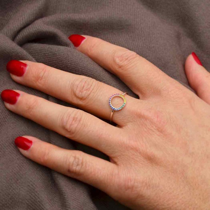 Zilveren ring regenboogcirkel from Fairy Positron Zilveren ring regenboogcirkel from Fairy Positron