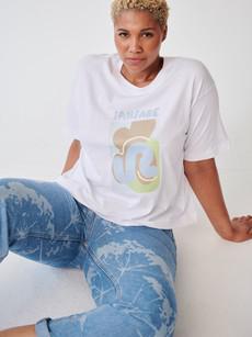 100% GOTs Certified Organic Cotton T-shirt with Elle Guest Print via Fanfare Label