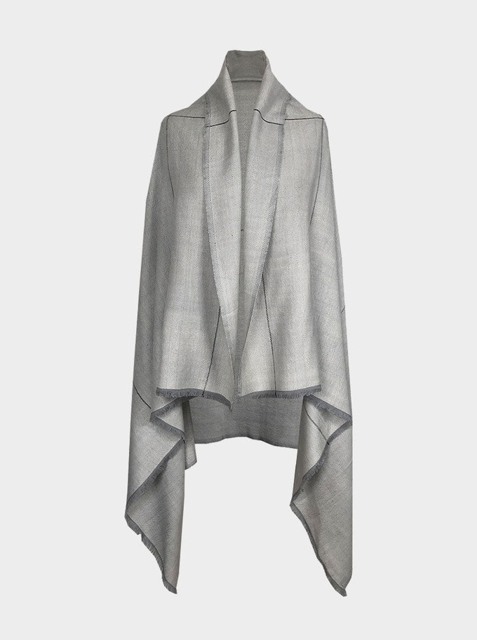 cape infinity lite silver reLove never used from Fifth Origins