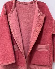 Our "ROUGE & ROSE"  Reversible wool Blanket Made COAT - M- via Fitolojio Workshop