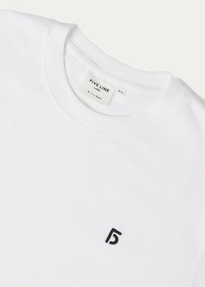 x Dennis Cartier | T-shirt Unisex BACKSTAGE ACCESS from Five Line Label