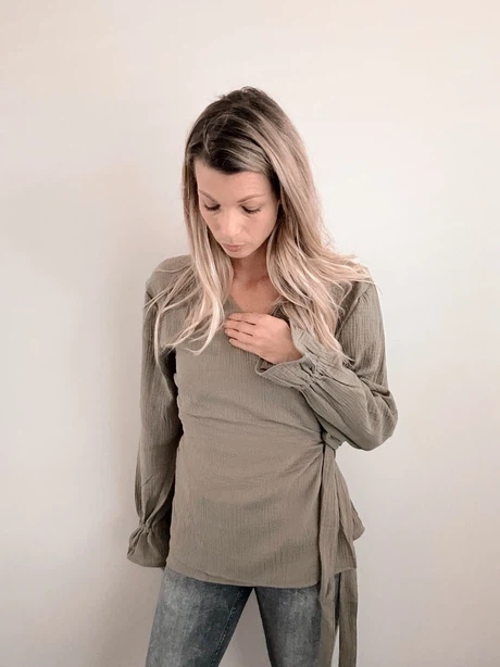 Overslagblouse – Olive from Glow - the store